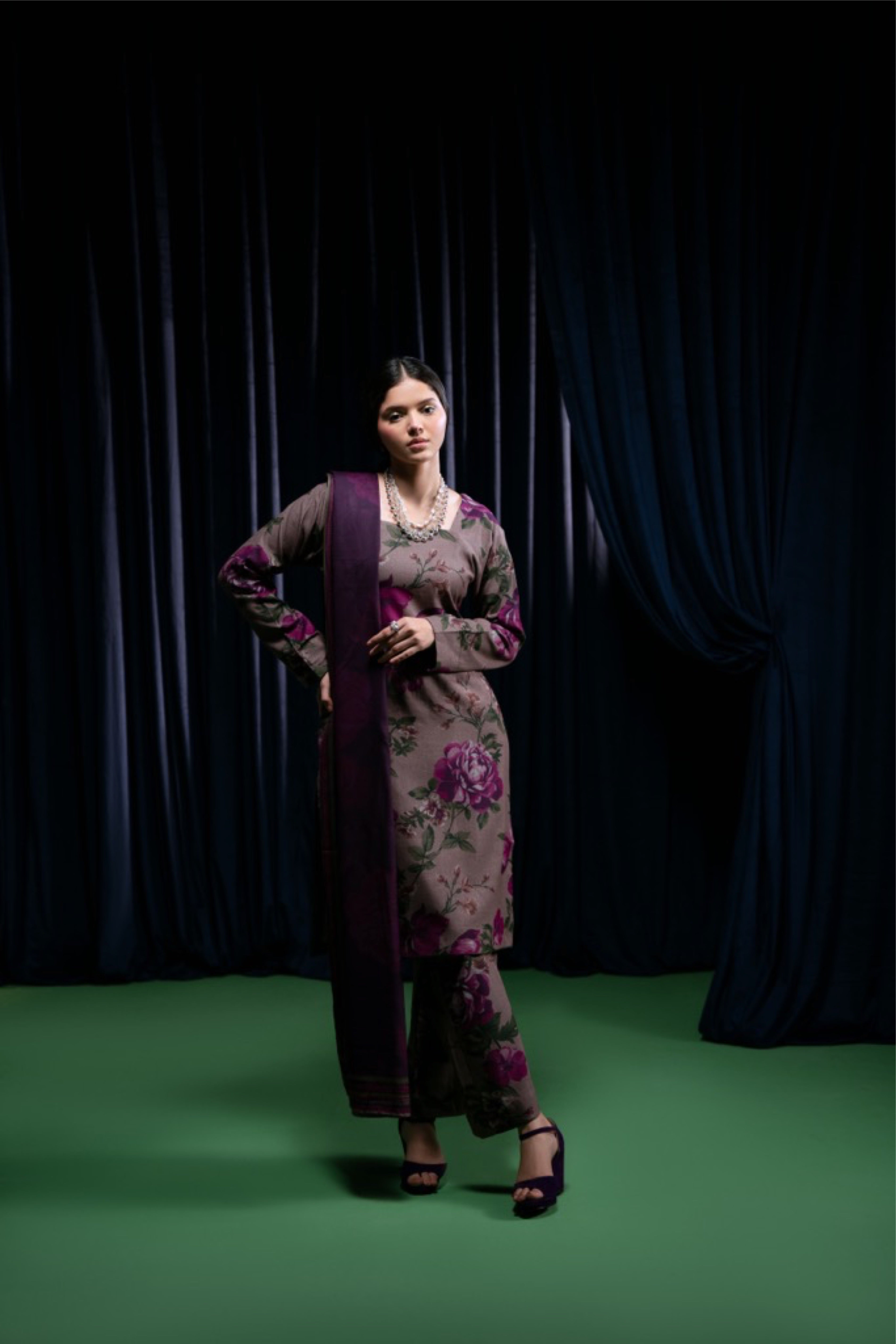 SHIREEN-Dhanak 3 PC