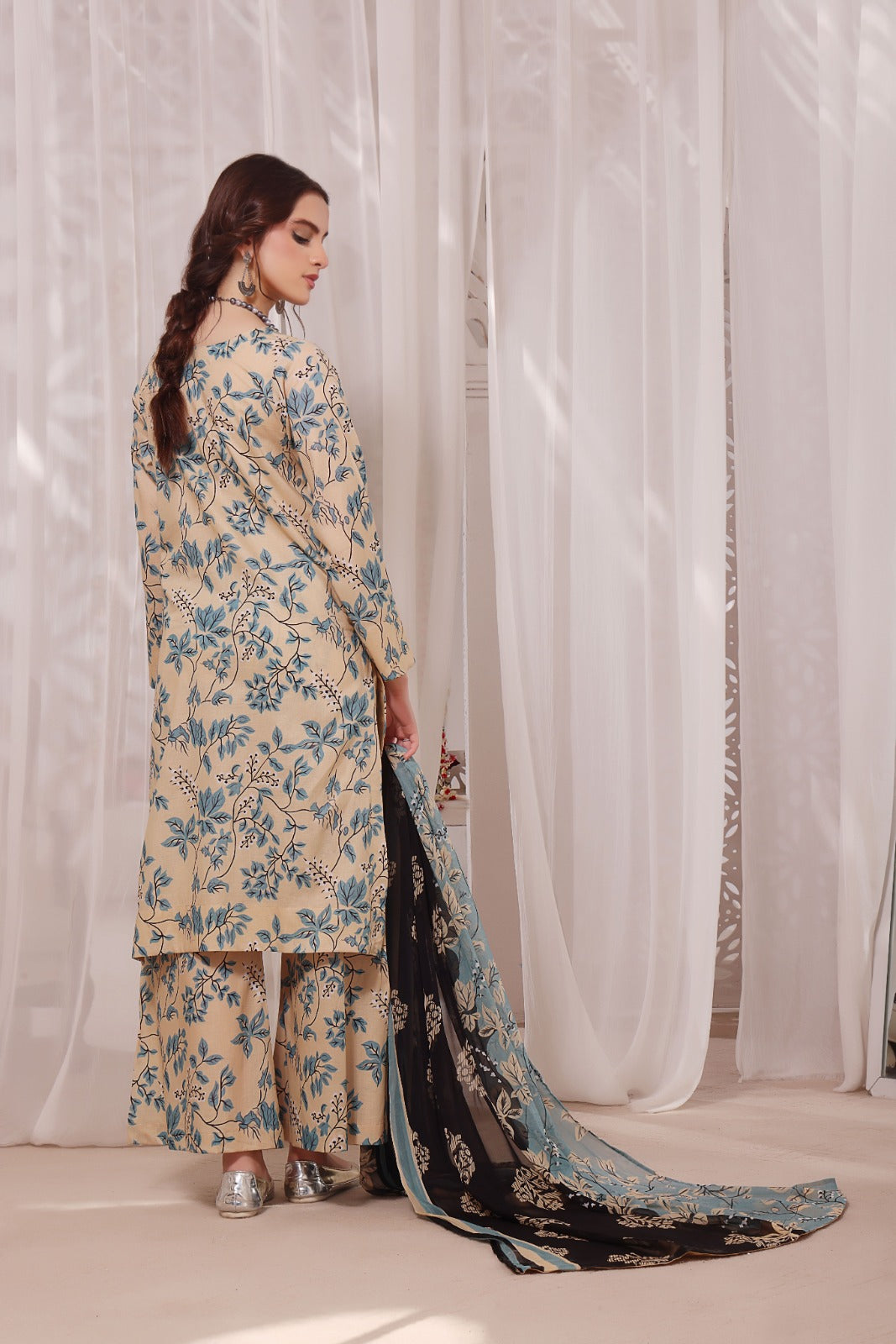 TENDER FROST | Chiffon Duppata | Lawn 2024