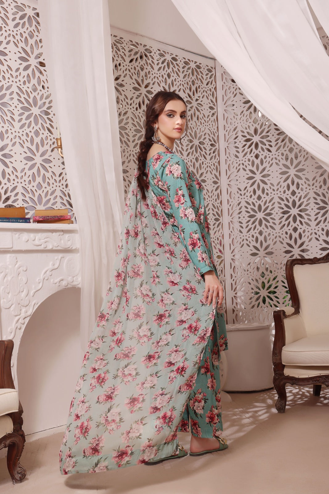 CRIMSON BLUSH | Chiffon Duppata | Lawn 2024